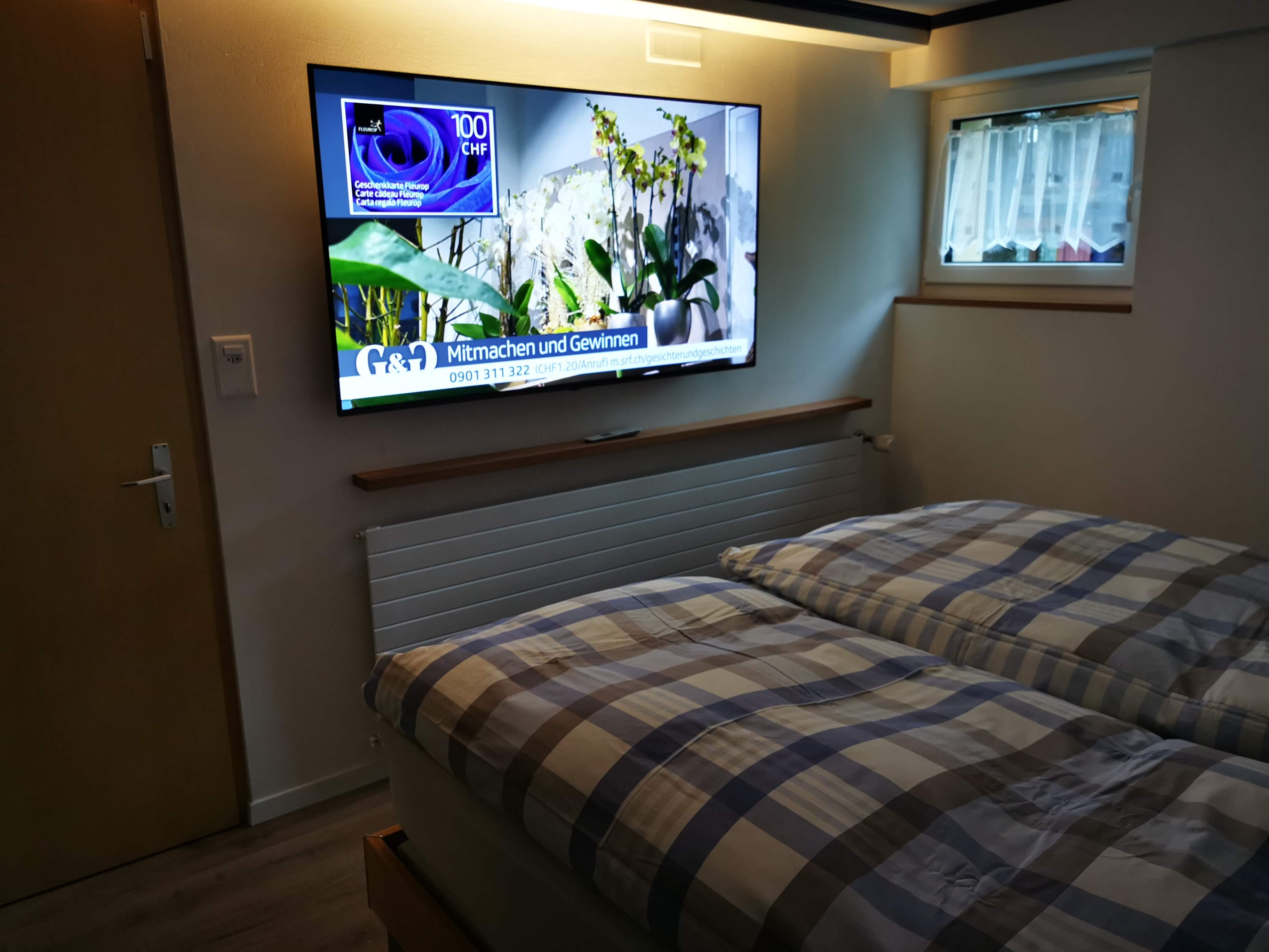 Schlafzimmer mit Doppelbett